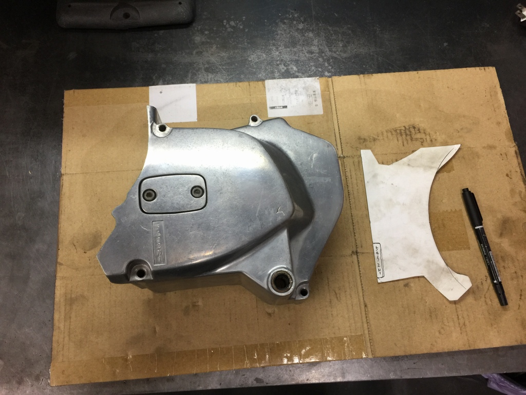 Mk2スプロケカバーのカット加工 | GREEN GARAGE