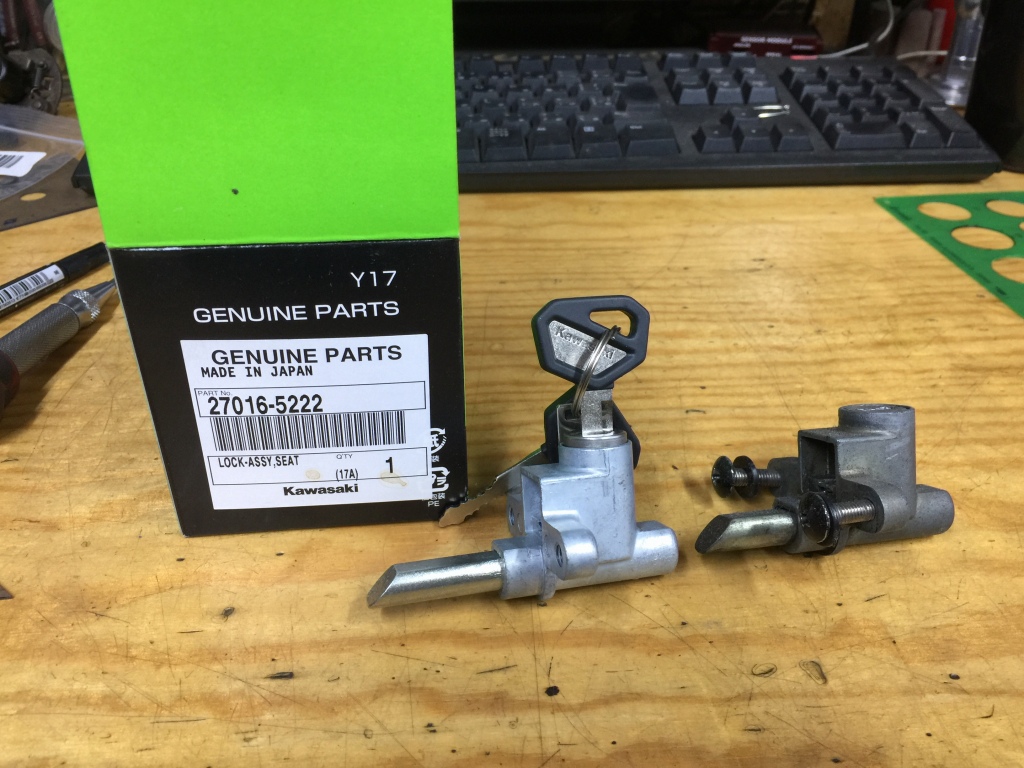 純正部品情報 Z1Rシートロック | GREEN GARAGE