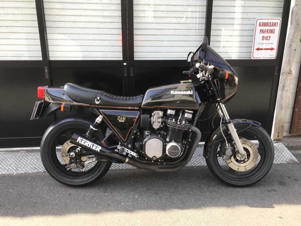 ★新品★カワサキZ1Rタンク サフ吹きKawasaki Z1/KZ1000MK2 KAWASAKI KZ1000 Custom Bike - YouTube