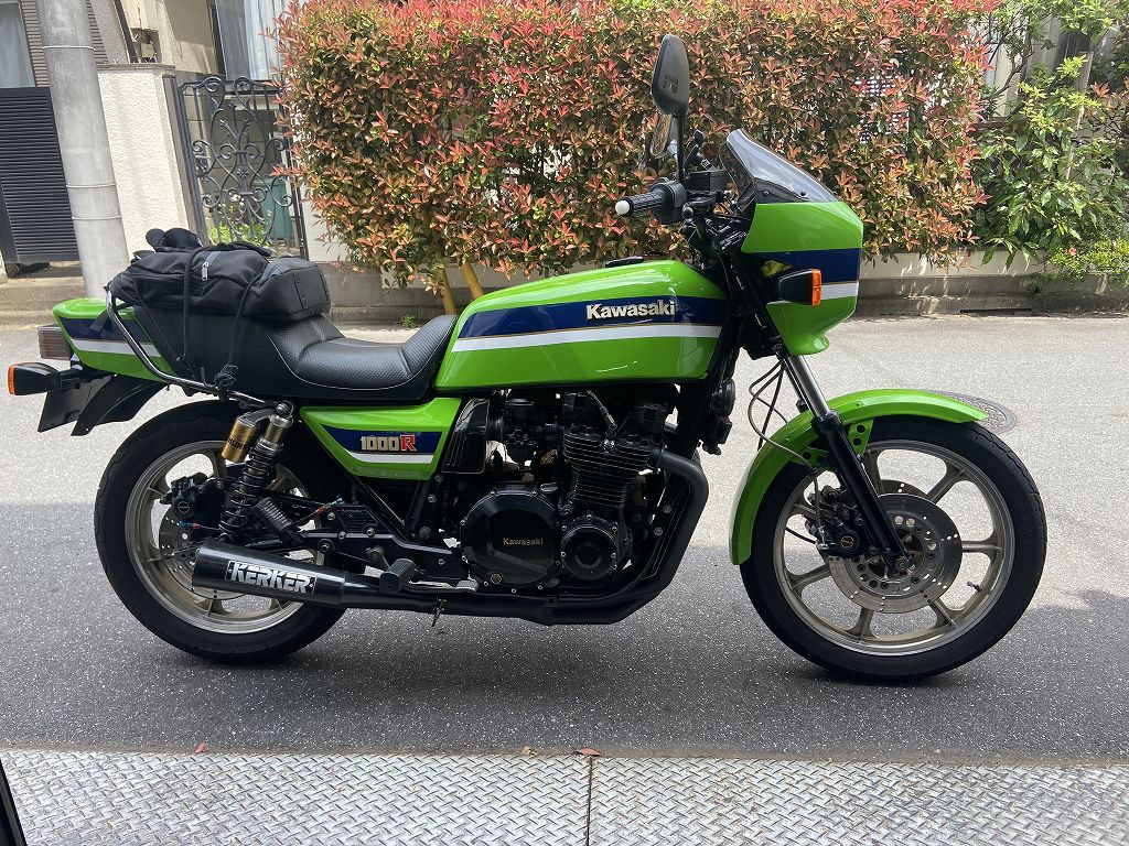 Z1000R2 エンジンマウントインシュレーター交換 | GREEN GARAGE