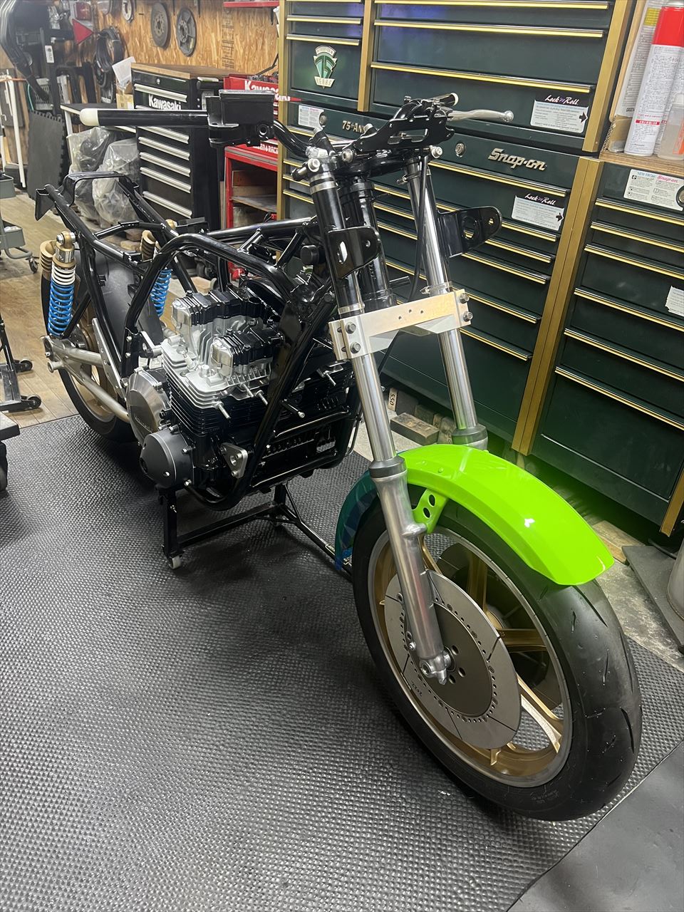 Z1000R2 Y.K様 ワークスS1仕様製作 マフラーその他取り付け | GREEN GARAGE