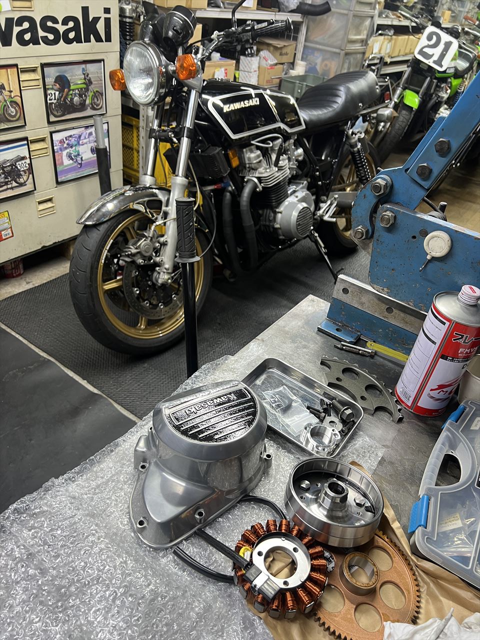 Z1000Mk2 A.Y様 薄型ジェネレーター装着 | GREEN GARAGE