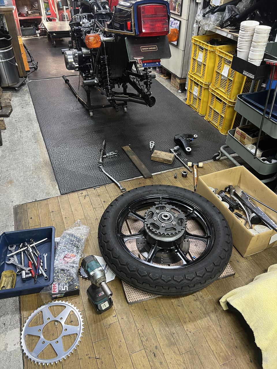 Z750FX1 E.M様 ちレストアメーター取り付け ブレーキホース製作