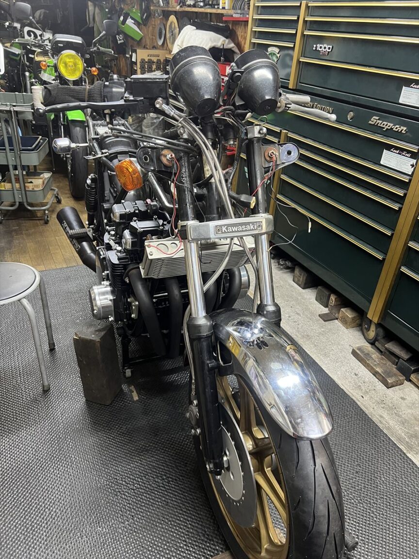 Z1000Mk2 H.H様 フロントフェンダーのタイヤ逃げ加工 ブレーキホース