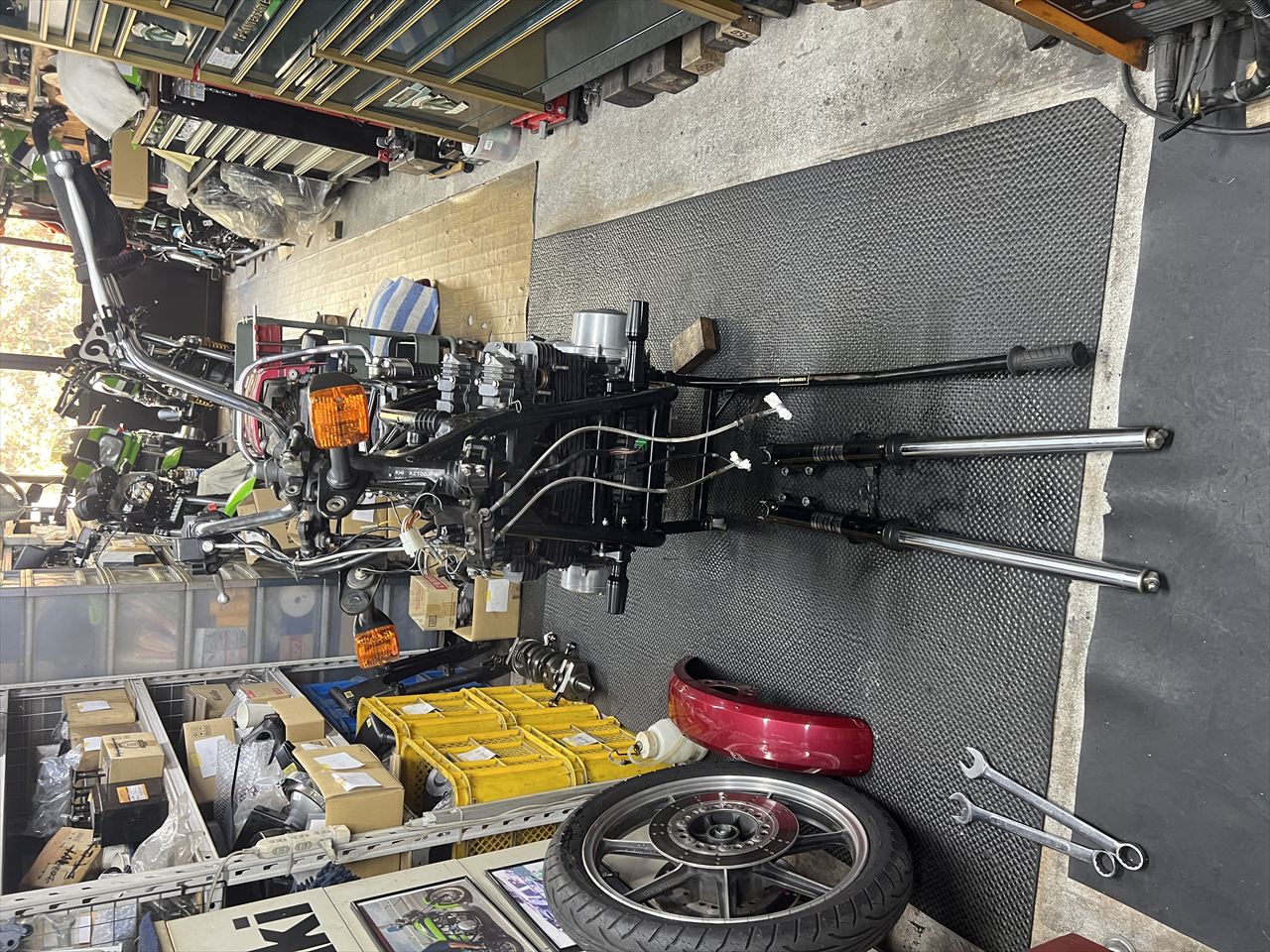 Z1000J1 F.T様 フォークオーバーホール ホイール・スイングアーム