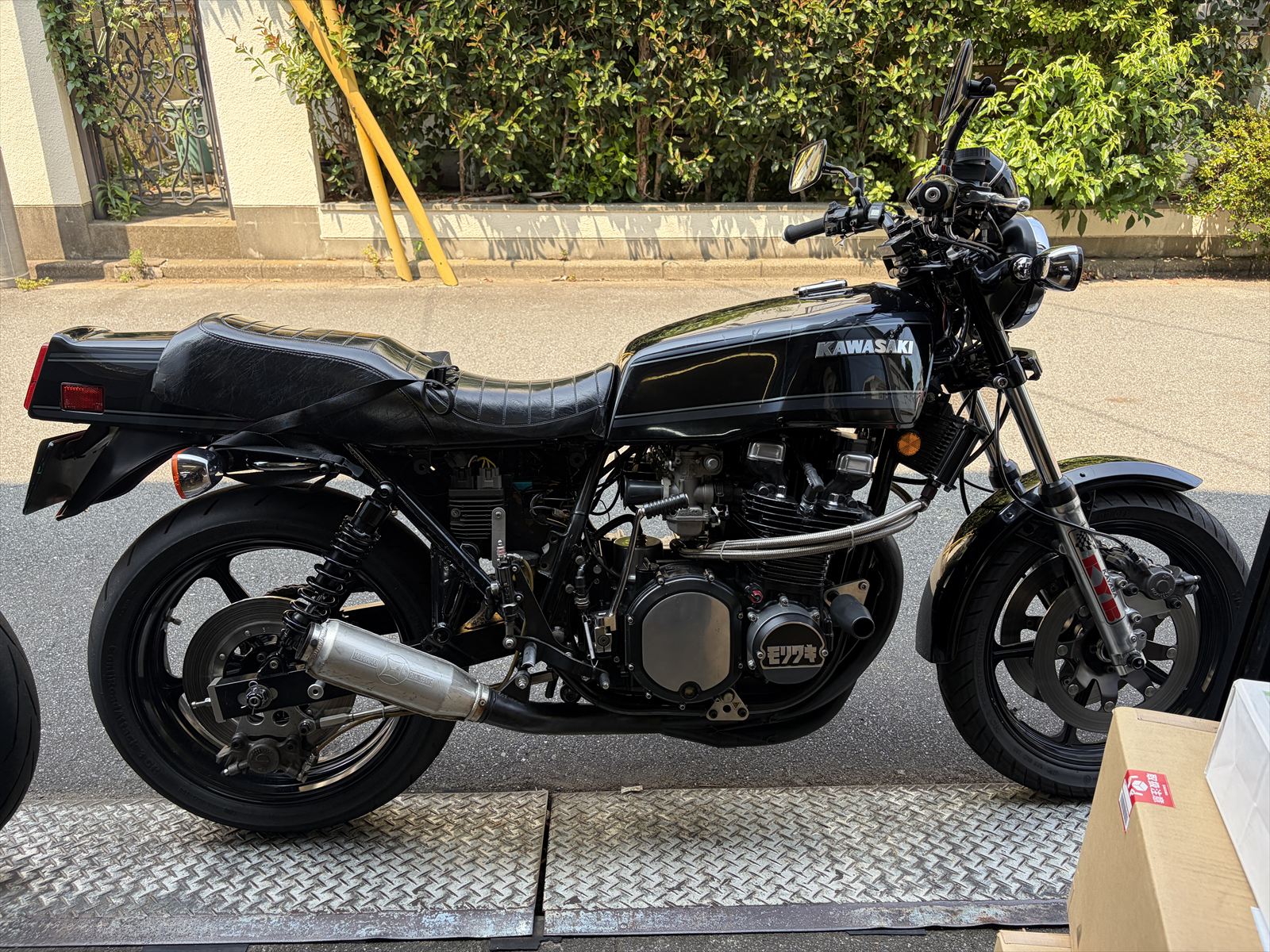 Z1000A2 M.T様 メインハーネス交換 | GREEN GARAGE